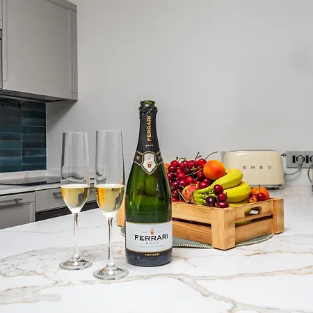 Futura Funky House - De Vivo Realty Apartmán Sorrento